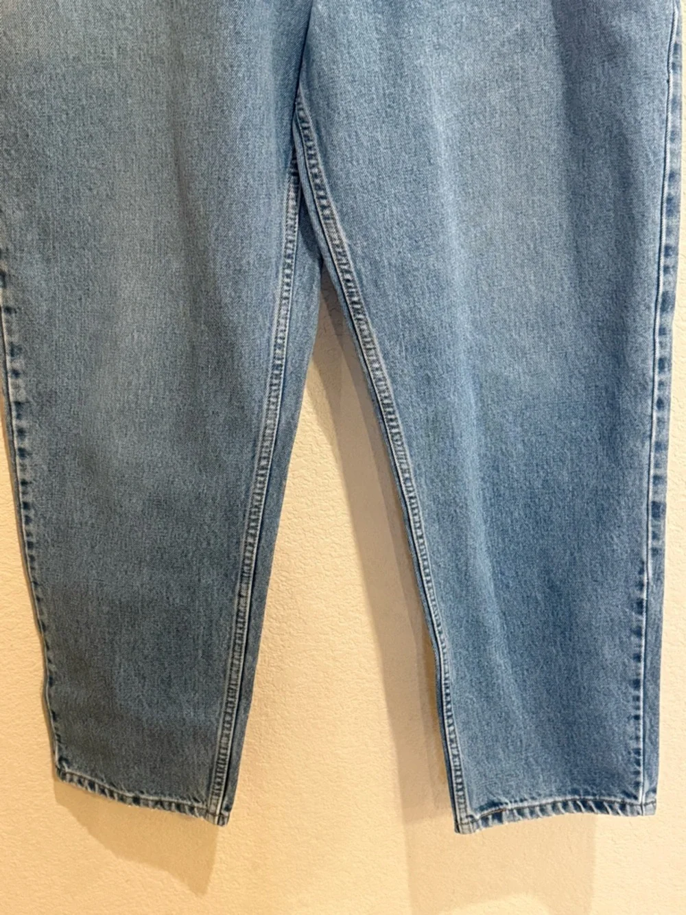 Vintage Levi’s 560 Loose Fit Tapered Jeans 38x30 Baggy Y2K Grunge Skater 2001